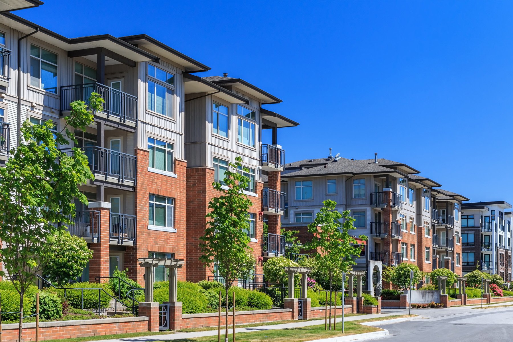 Nuevas reglas para las hipotecas de condominios por Freddie Mac | Los defectos en los edificios de condominios pueden frenar las ventas o reducir los precios