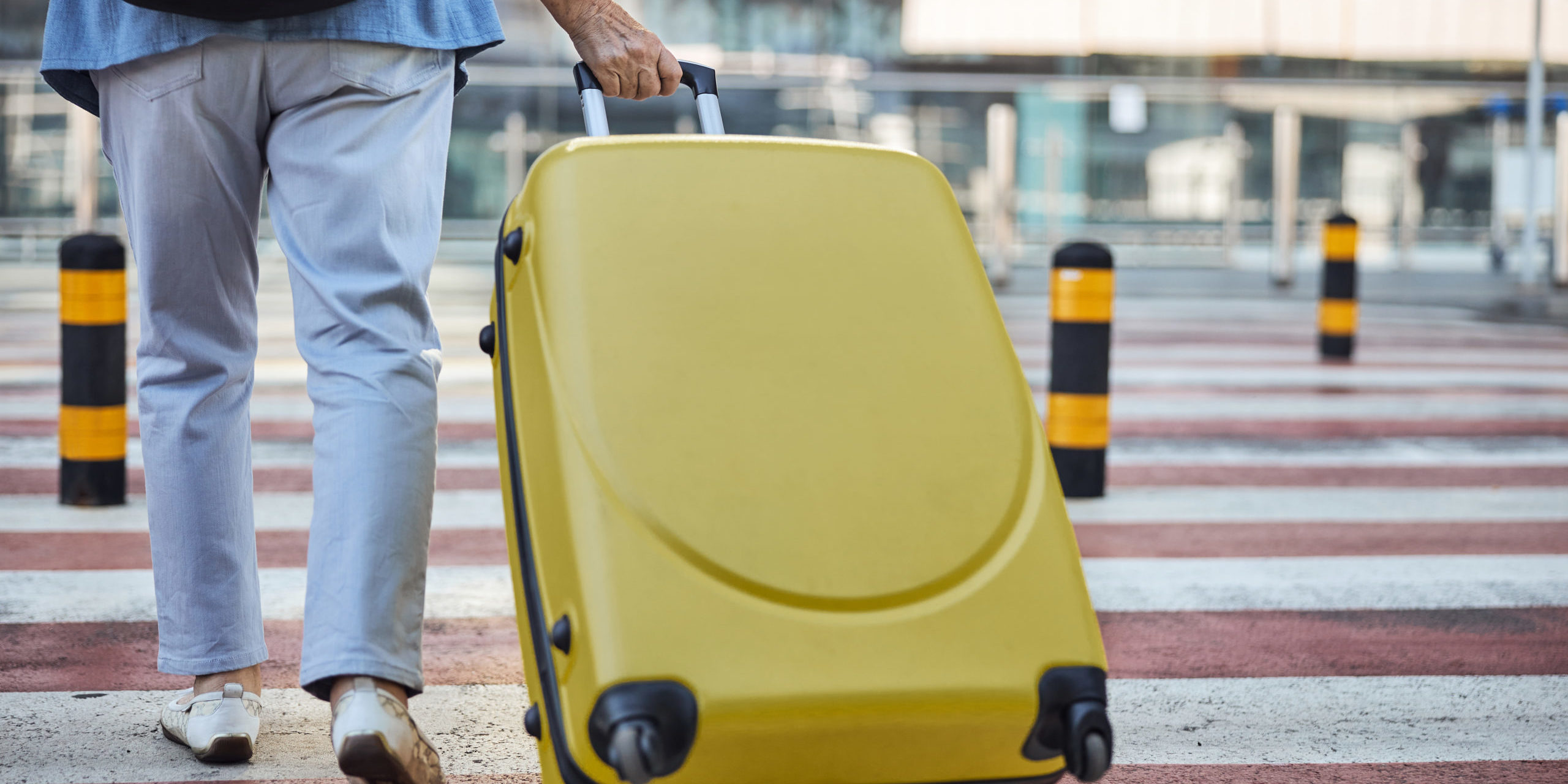 Charleston SC airport traveler safety tips