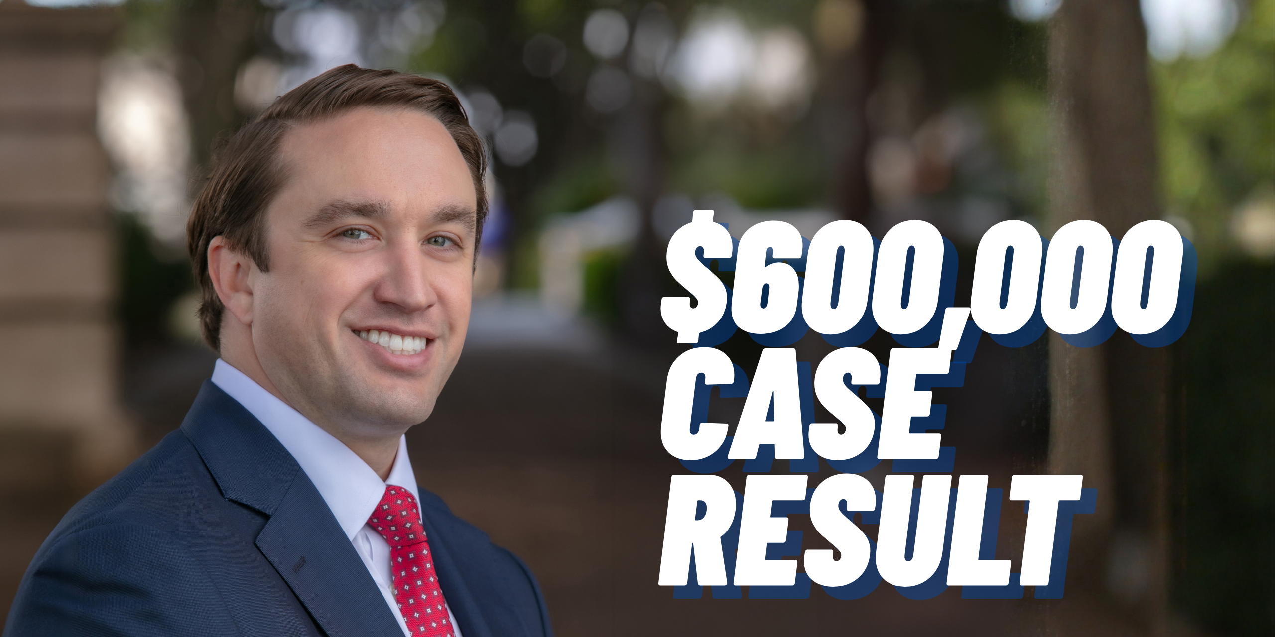El abogado Wilson Jackson, de Steinberg Law Firm, ha conseguido recientemente un acuerdo por valor de $600.000 para una clienta que sufrió lesiones graves cuando una grúa de plataforma de la marca Freightliner la embistió por detrás en la US 17A.
