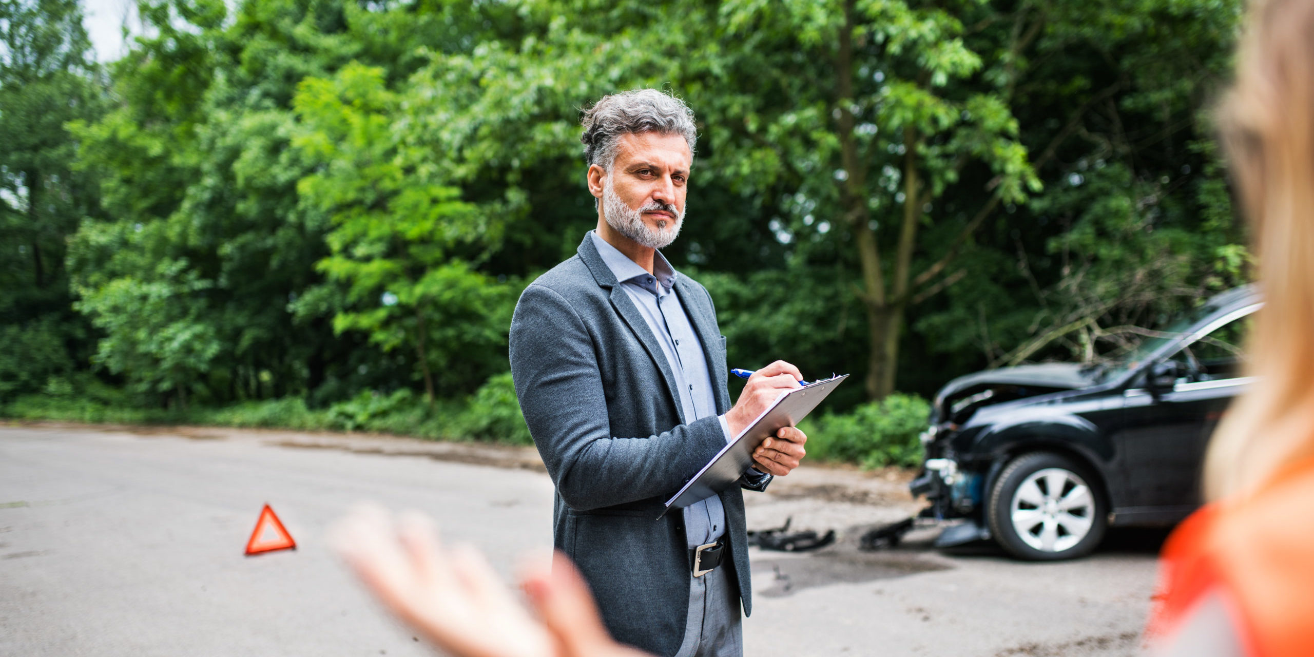 Tácticas de las aseguradoras para pagar menos tras un accidente de tráfico
