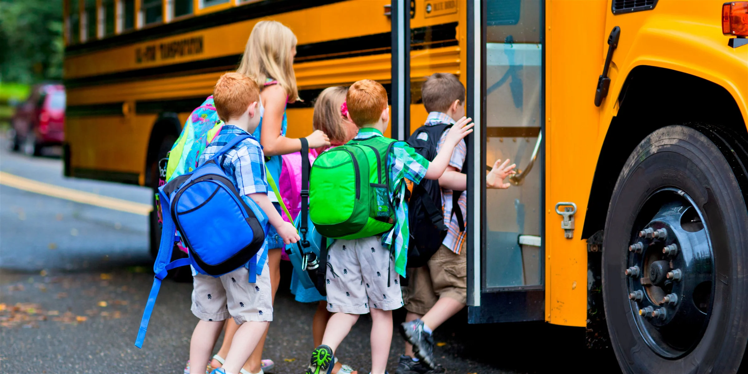Si un accidente de autobús escolar fue culpa del conductor del autobús, la compañía de autobuses, el distrito escolar, o alguien más, pueden ser encontrados responsables de las lesiones y el trauma que su hijo experimentó.